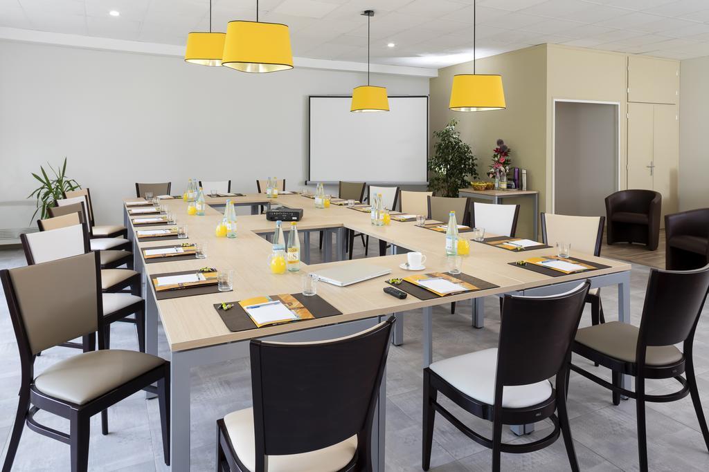Logis Hotel Restaurant Les Cedres Joyeuse Dış mekan fotoğraf