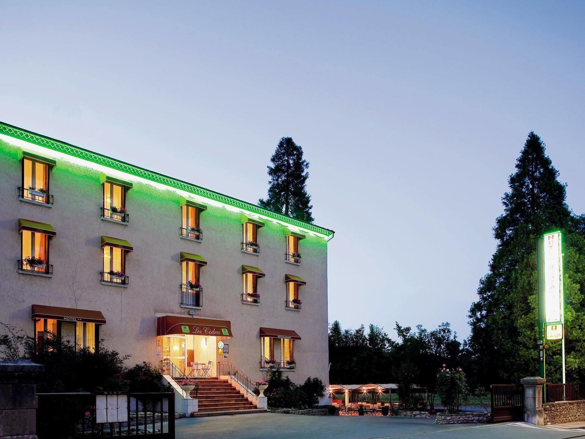 Logis Hotel Restaurant Les Cedres Joyeuse Dış mekan fotoğraf