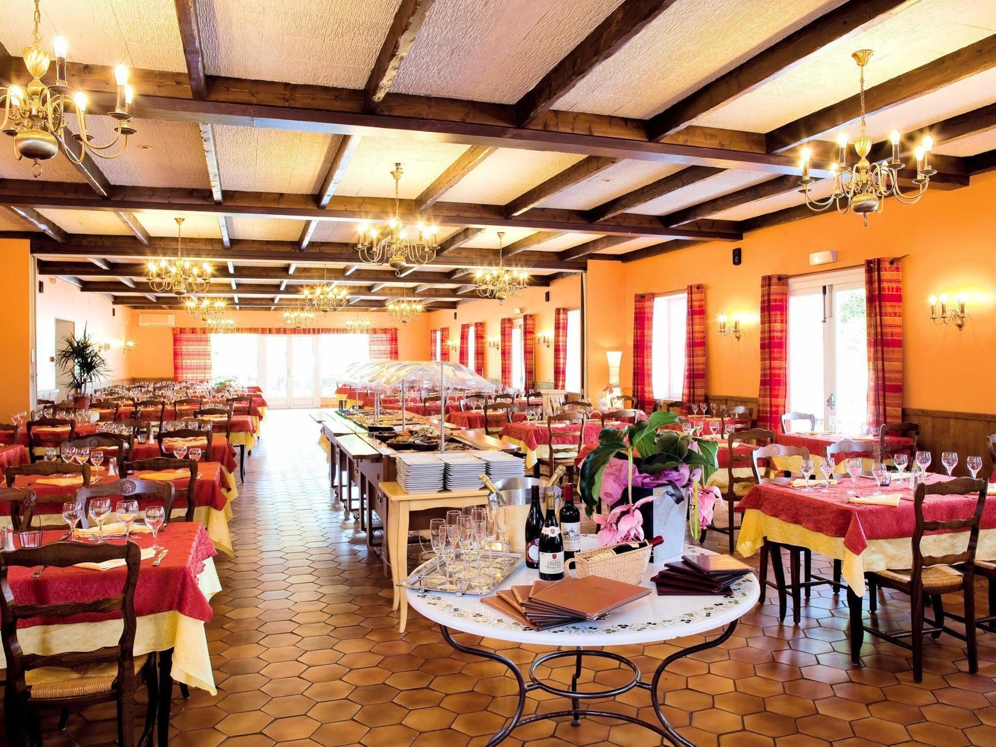 Logis Hotel Restaurant Les Cedres Joyeuse Dış mekan fotoğraf